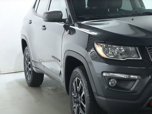 Used 2018 Jeep Compass Trailhawk w/ Cold Weather Group image 8