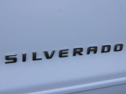 Used 2018 Chevrolet Silverado 1500 LT w/ All Star Edition RWD image 23