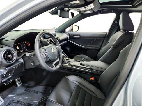 Used 2025 Lexus IS 350 F Sport image 8