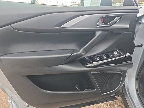 Used 2022 MAZDA CX-9 Touring Plus image 13