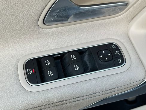 Certified 2023 Mercedes-Benz CLA 250 image 14