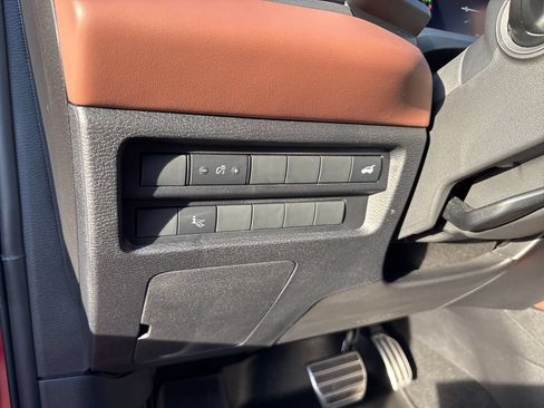 Used 2025 Mitsubishi Outlander SEL AWD/4WD image 28