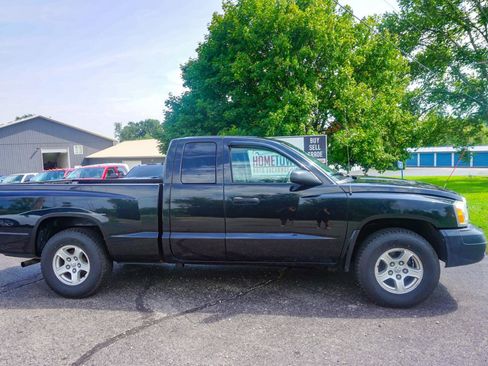 Used 2007 Dodge Dakota SLT AWD/4WD image 2
