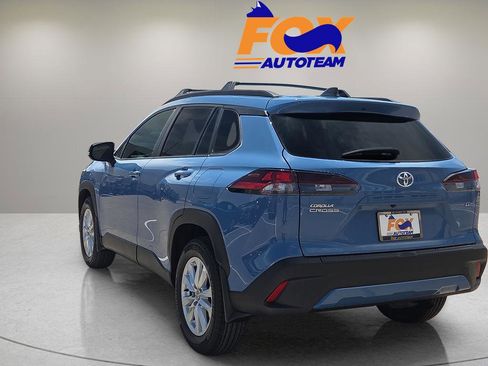 New 2026 Toyota Corolla Cross LE FWD image 3