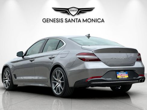 Used 2023 Genesis G70 2.0T RWD image 8