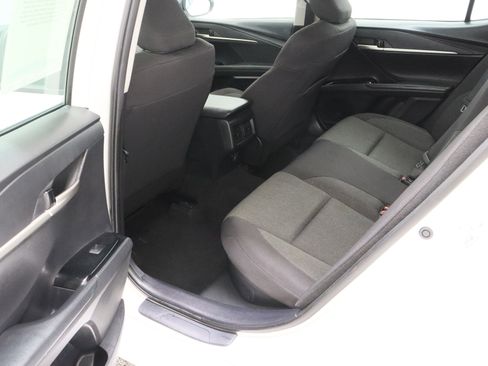 Used 2025 Toyota Camry LE FWD image 27