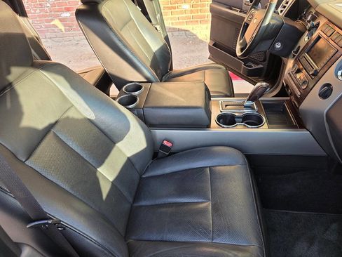 Used 2007 Ford Expedition EL Limited image 12