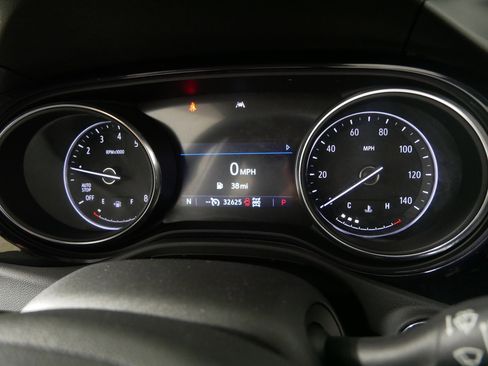 Certified 2022 Buick Encore GX Select w/ Safety Package II image 21