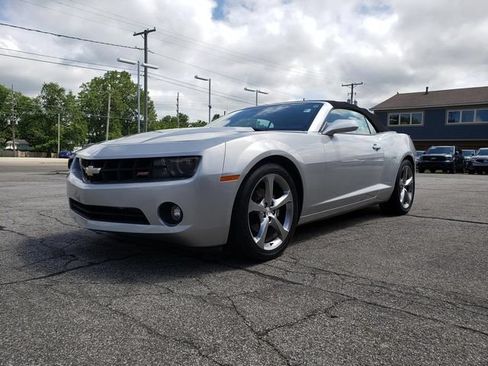 Used 2013 Chevrolet Camaro LT w/ RS Package RWD image 4