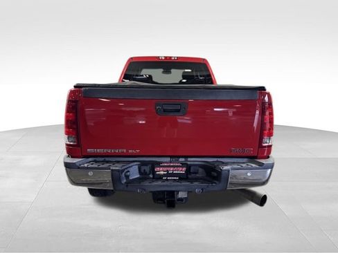 Used 2011 GMC Sierra 2500 SLT w/ SLT Convenience Package AWD/4WD image 8