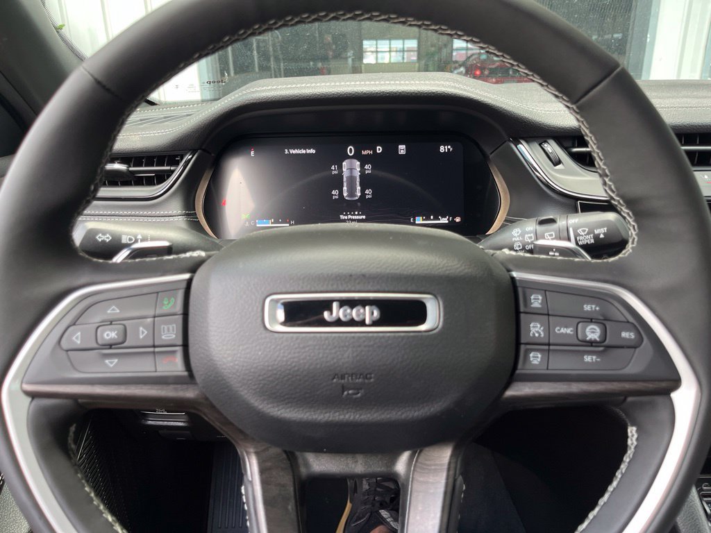 New 2026 Jeep Grand Cherokee Altitude AWD/4WD image 26
