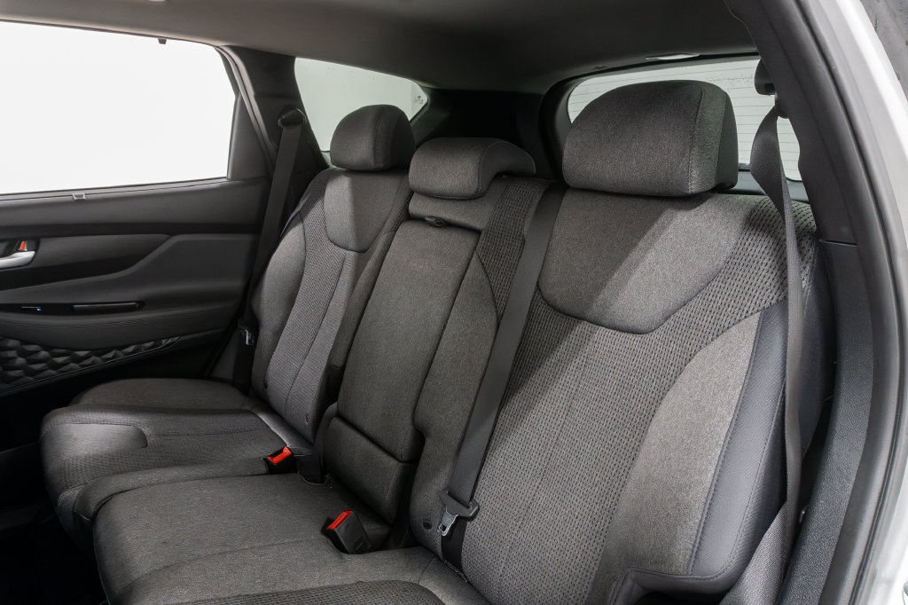 Used 2021 Hyundai Santa Fe SEL w/ Convenience Package AWD/4WD image 21