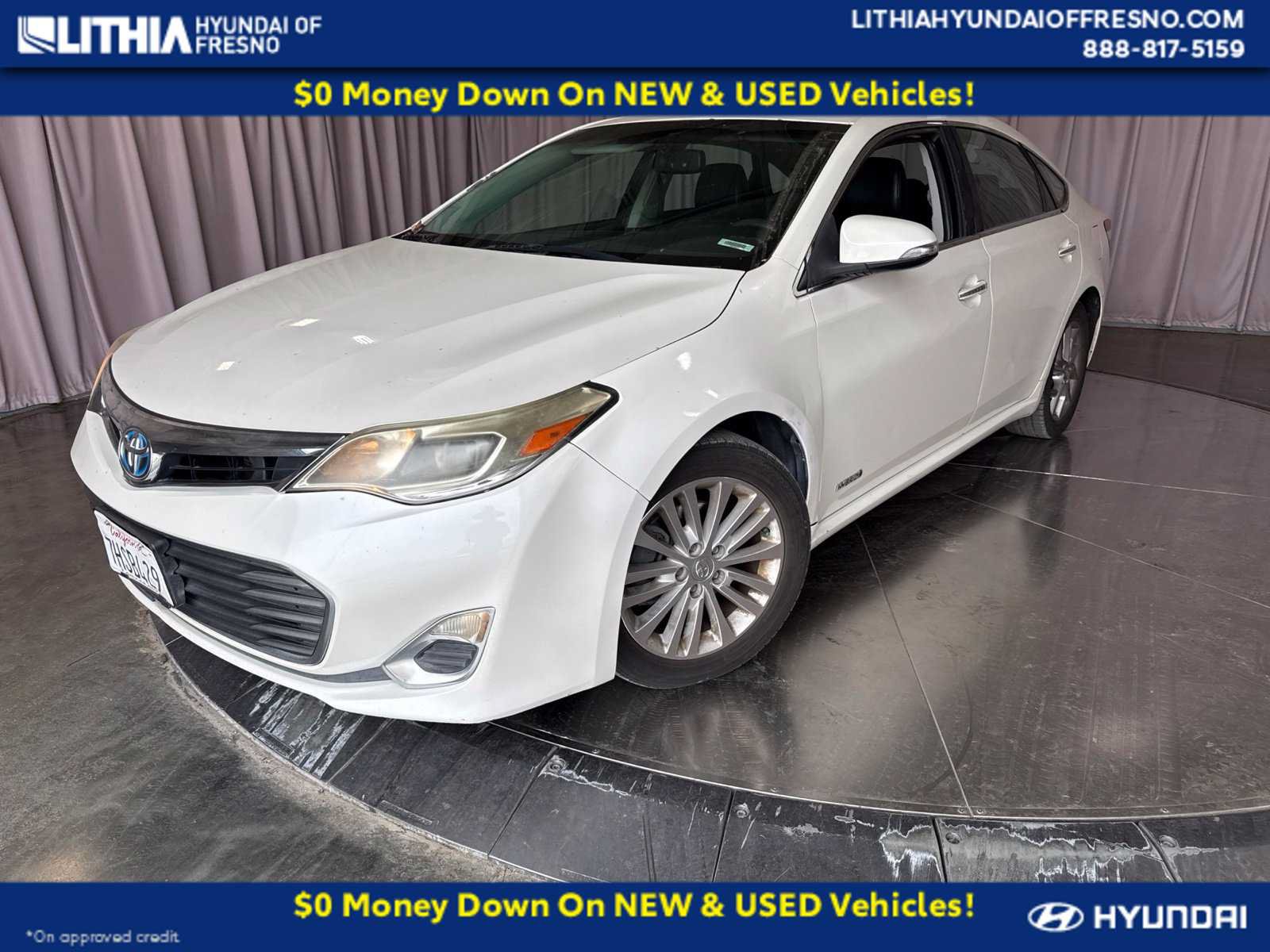 Used 2014 Toyota Avalon XLE Premium FWD image 1