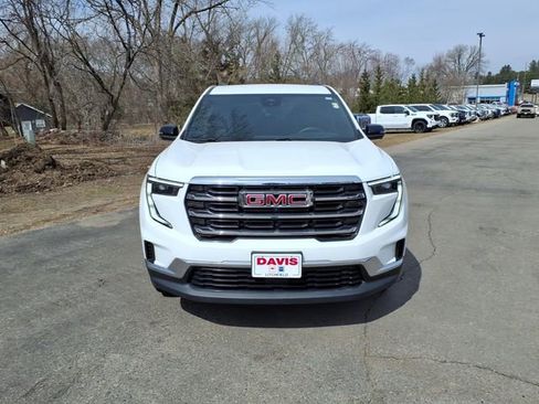 Used 2025 GMC Acadia Elevation image 9