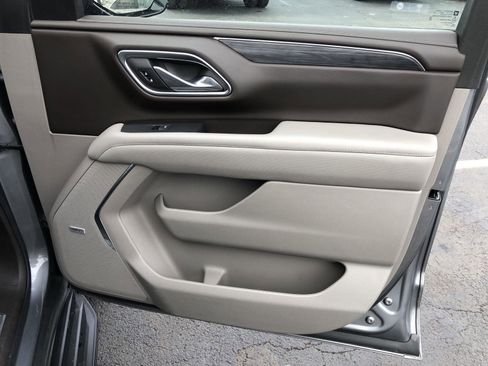 Used 2021 GMC Yukon SLT w/ SLT Premium Package image 20