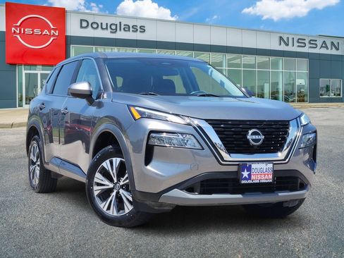Used 2023 Nissan Rogue SV FWD image 1