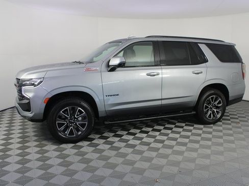 Used 2023 Chevrolet Tahoe Z71 w/ Luxury Package image 2