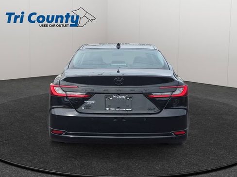 Certified 2026 Toyota Camry XLE w/ Premium Plus Package AWD/4WD image 7
