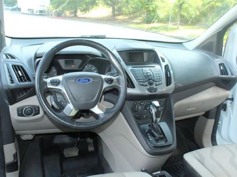 Used 2015 Ford Transit Connect XLT image 17