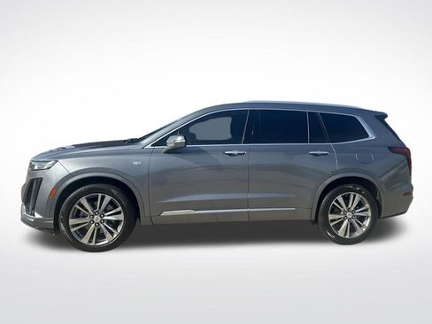Used 2022 Cadillac XT6 Premium Luxury w/ Technology Package FWD image 5