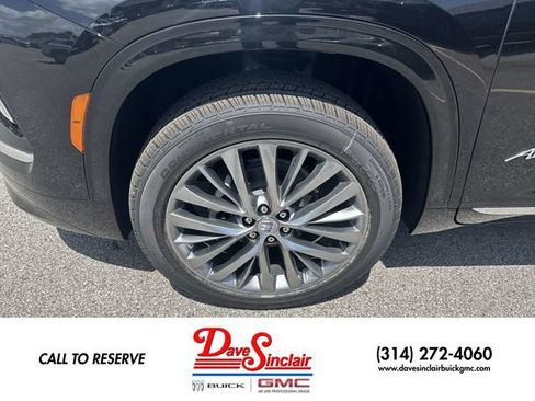New 2026 Buick Enclave Avenir w/ Super Cruise Package FWD image 10