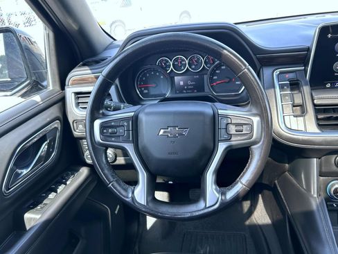 Used 2021 Chevrolet Suburban Z71 w/ Rear Media and Nav Package AWD/4WD image 12
