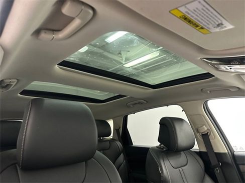 Used 2024 Genesis GV80 3.5T image 13