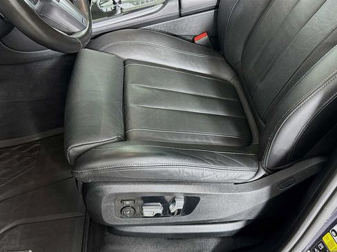 Used 2022 BMW X5 M50i AWD/4WD image 21