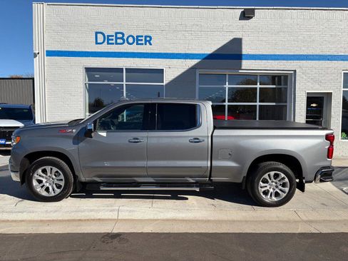 Used 2023 Chevrolet Silverado 1500 LTZ w/ LTZ Premium Package image 2