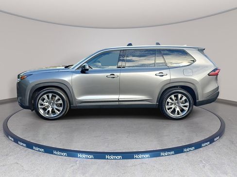 Used 2025 Toyota Grand Highlander AWD Hybrid image 5