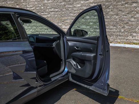 Used 2025 Hyundai Tucson SEL AWD/4WD image 16