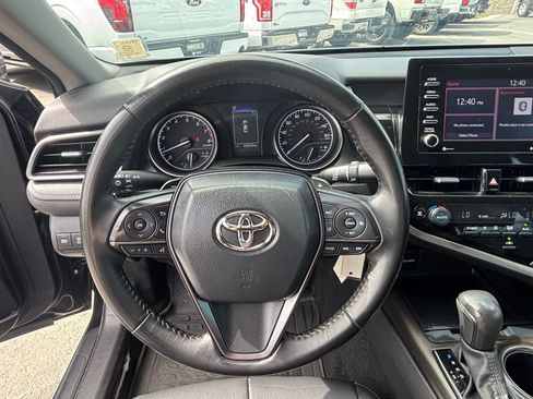 Used 2024 Toyota Camry SE image 14