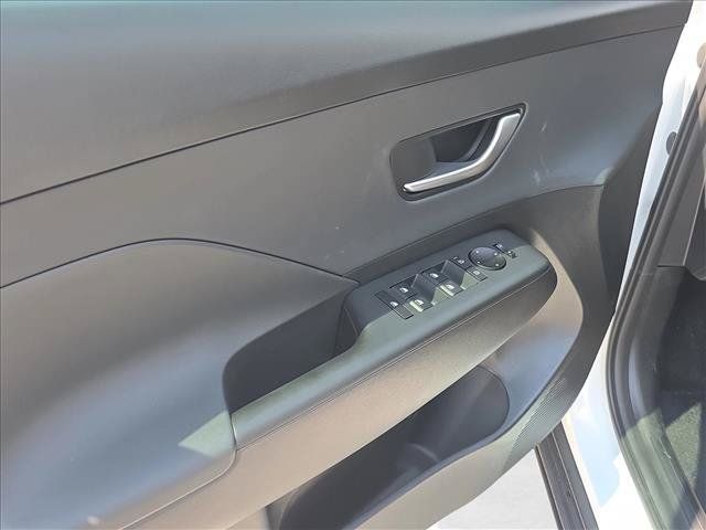 New 2026 Hyundai Kona SEL Premium FWD image 13