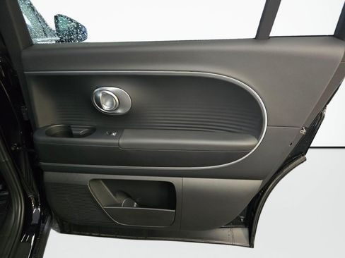 New 2026 Hyundai Ioniq 9 SE AWD/4WD image 37