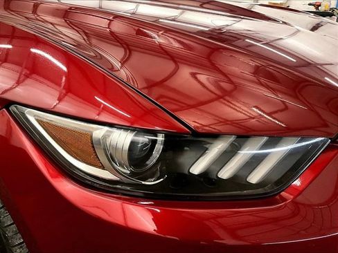 Used 2017 Ford Mustang Coupe RWD image 26