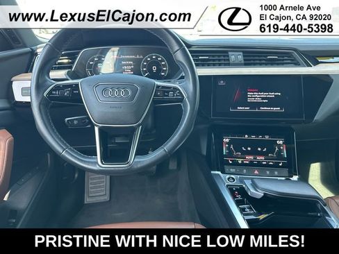 Used 2024 Audi Q8 e-tron Premium AWD/4WD image 14