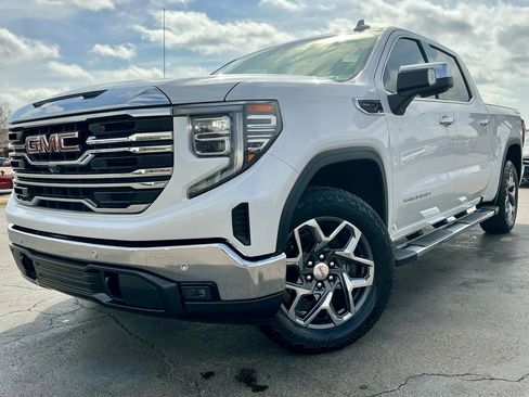 Used 2024 GMC Sierra 1500 SLT w/ SLT Premium Plus Package image 3