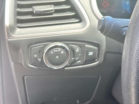 Used 2019 Ford Edge SEL w/ Equipment Group 201A AWD/4WD image 29