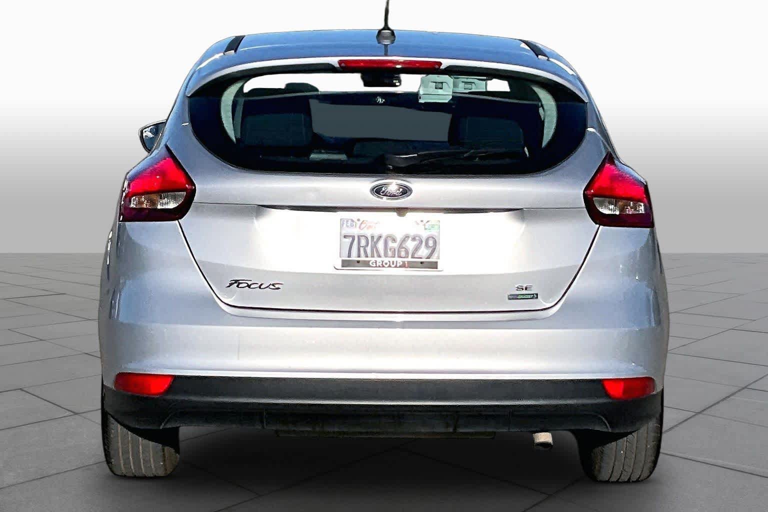 Used 2016 Ford Focus SE FWD image 4