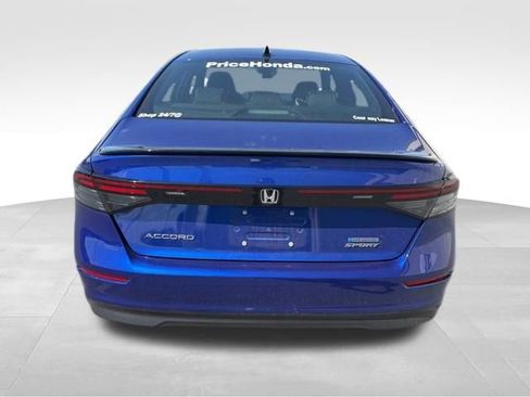 Used 2025 Honda Accord Sport image 7