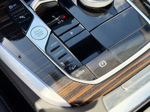 Certified 2025 BMW X5 xDrive40i image 31