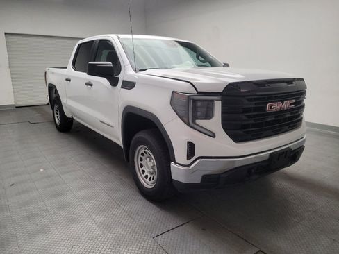 Used 2022 GMC Sierra 1500 Pro w/ Pro Value Package AWD/4WD image 13