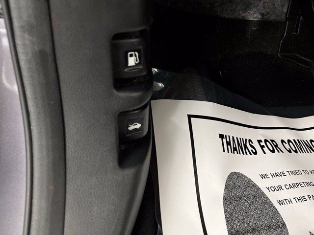 Used 2018 Honda CR-V Touring image 32