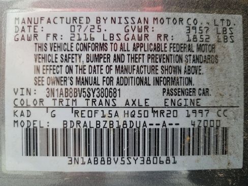 Used 2025 Nissan Sentra S FWD image 33