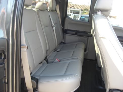 Used 2018 Ford F150 XL w/ Equipment Group 101A Mid image 14