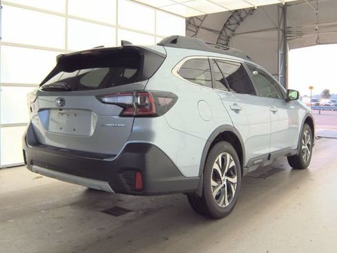 Used 2022 Subaru Outback Limited w/ Popular Package #2 AWD/4WD image 2