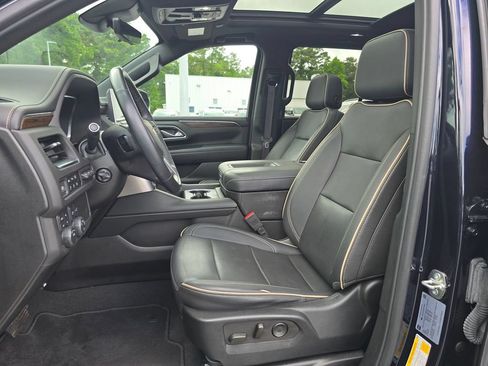 Certified 2024 Chevrolet Tahoe Premier w/ Premium Package 2 AWD/4WD image 9