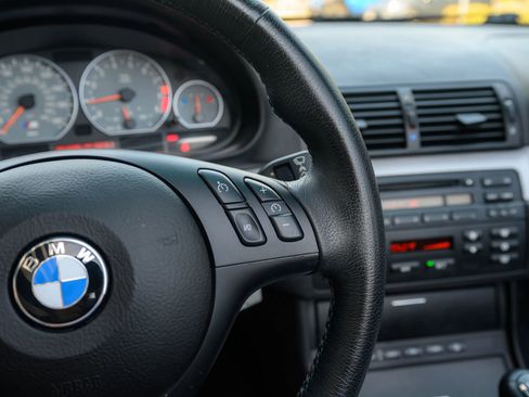 Used 2006 BMW M3 Convertible RWD image 40