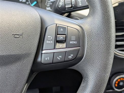 Used 2022 Ford Escape SE image 28