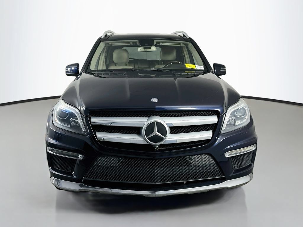 Used 2014 Mercedes-Benz GL 550 4MATIC image 2